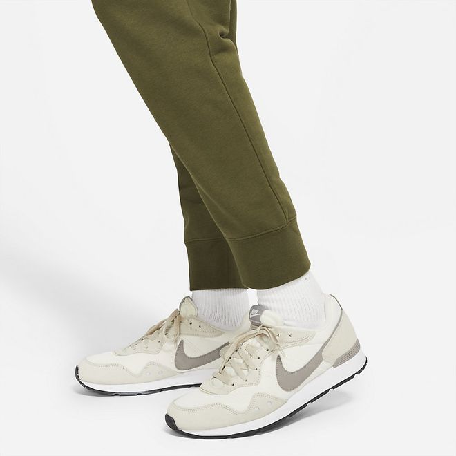 Afbeelding van Nike Sportswear Club Pant Rough Green