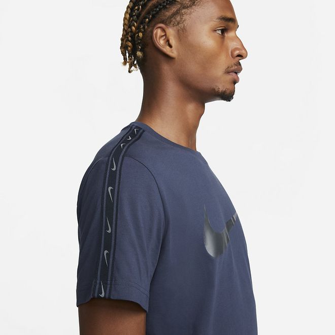 Afbeelding van Nike Sportswear Repeat T-shirt Thunder Blue