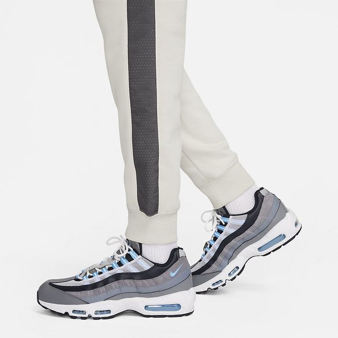Afbeelding van Nike Sportswear Club Fleece Jogger Pant Light Bone