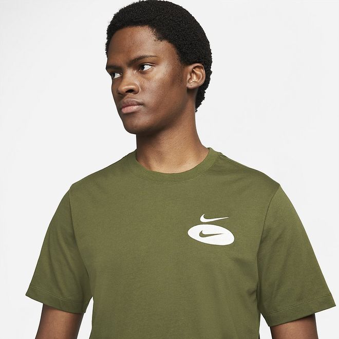 Afbeelding van Nike Sportswear Swoos League T-Shirt Rough Green