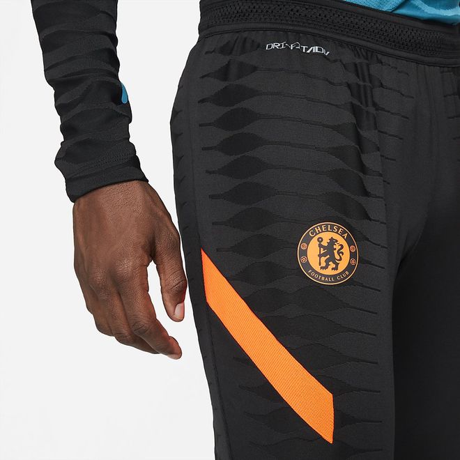 Afbeelding van Chelsea FC Strike Elite Pant Black Hyper Crimsom