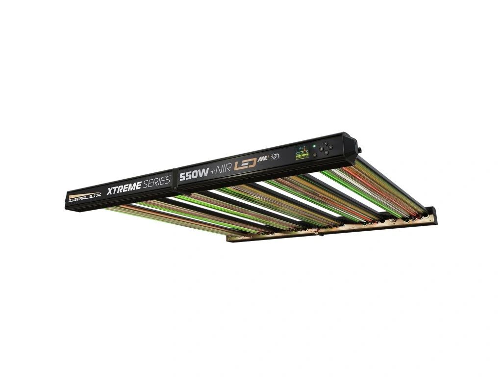 Dimlux | LED Kweeklamp | Xtreme Series MK2 | 550W + NIR | 3.4 µmol/J