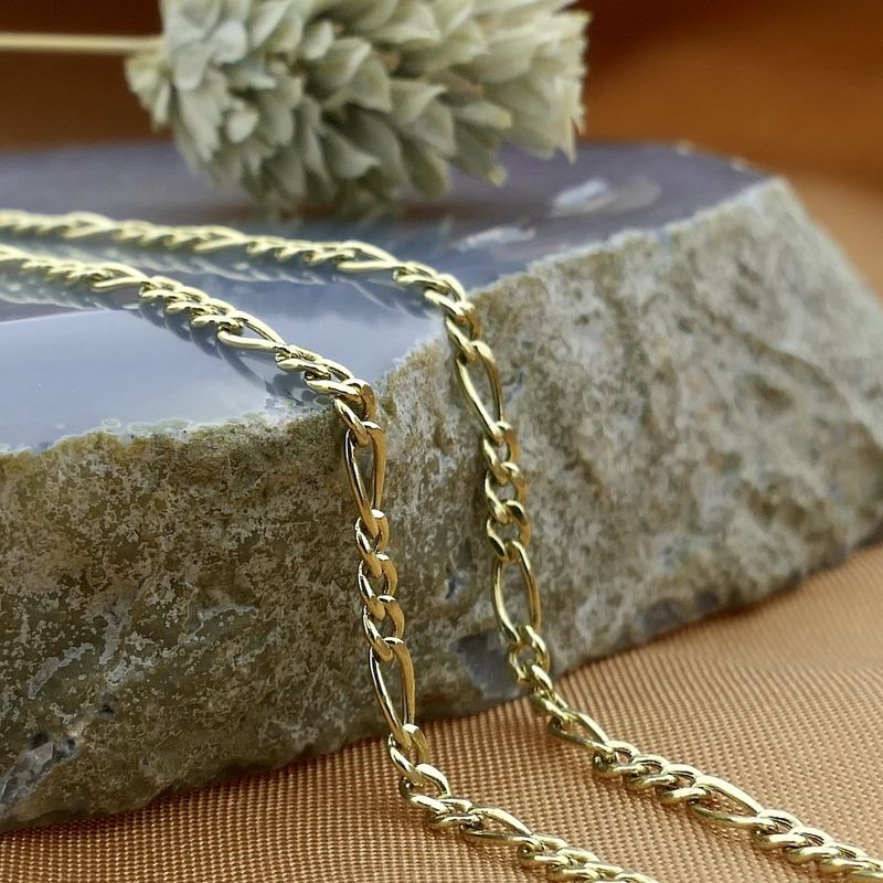 Image 9 of Gold Figaro link bracelet