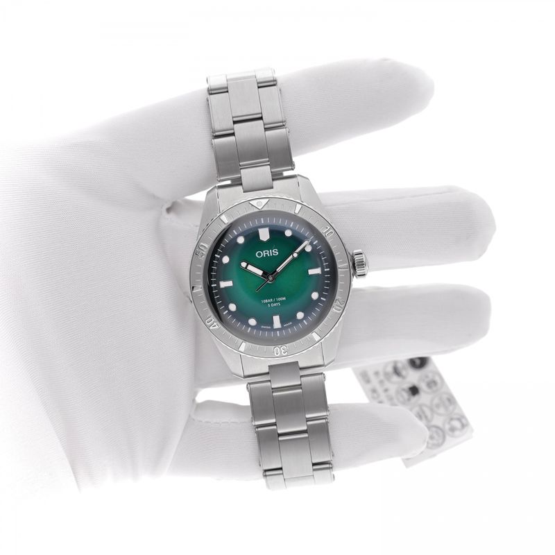 Image 7 of Oris Divers Sixty-Five '5-Days' Cal. 400 Automatic Watch