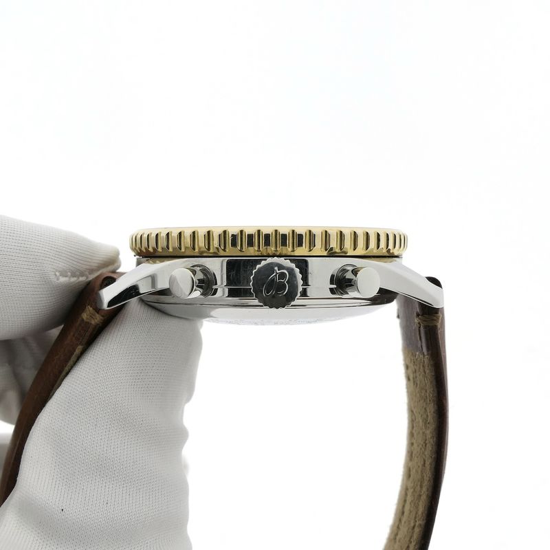 Image 5 of Breitling 'Old' Navitimer B13019; Vintage chronograph men's watch