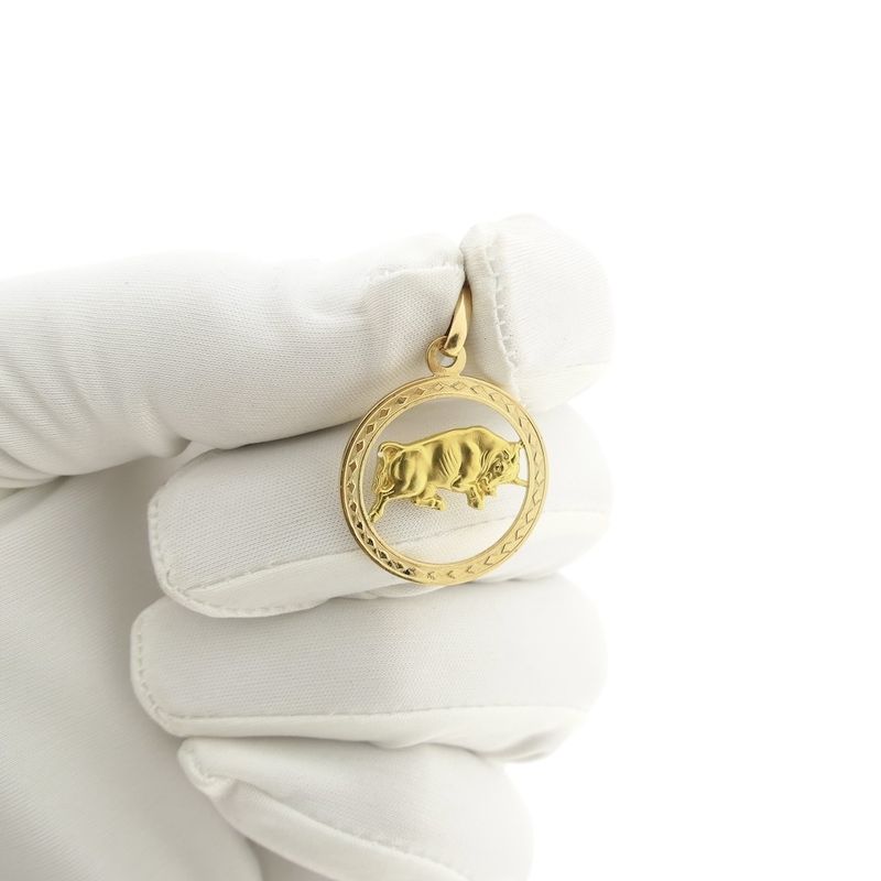 Image 11 of 18 carat gold zodiac sign pendant; Taurus