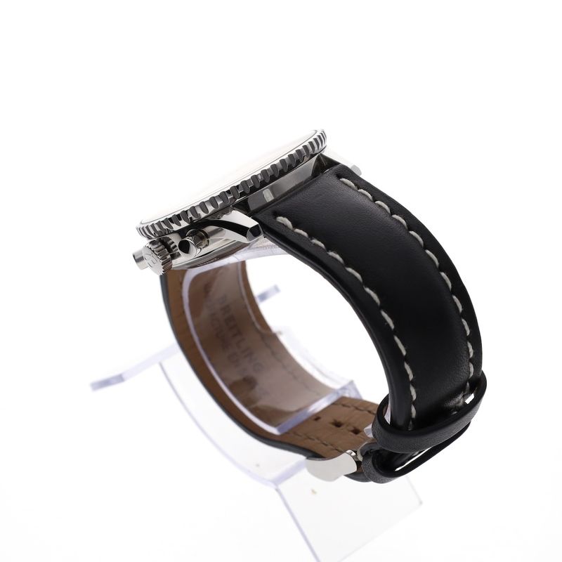 Image 14 of Breitling Navitimer Chronograph 41mm A13324; Automatic men's watch