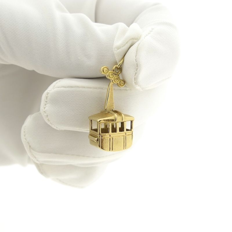 Image 10 of Gold pendant of a gondola