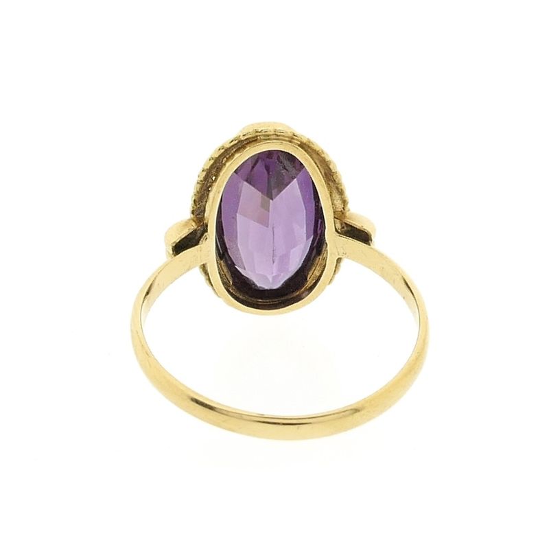 Image 3 of Gold ring with amethyst | Vintage