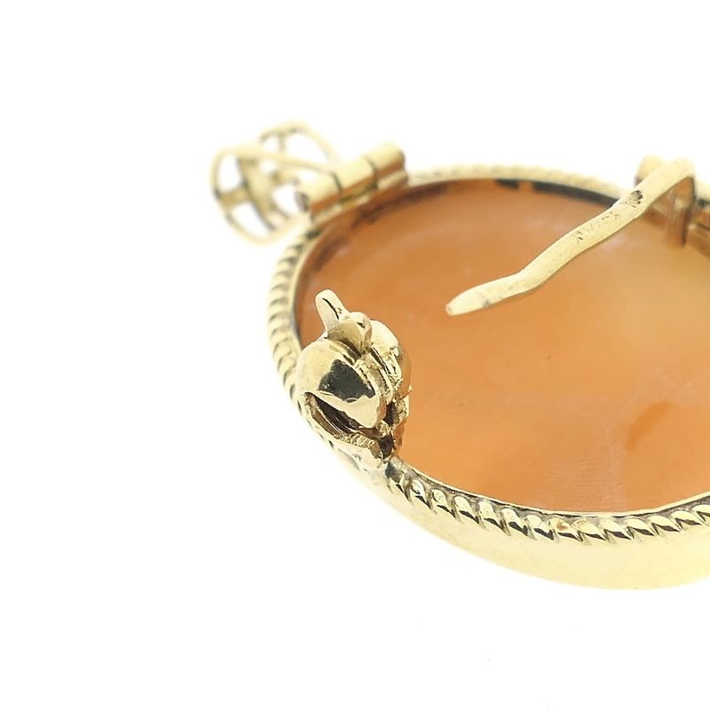 Image 7 of Gold brooch/pendant with cameo