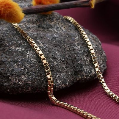 Image 2 of Golden Venetian link chain