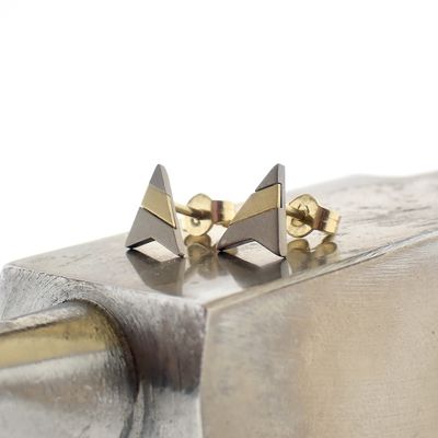 Gold stud earrings with titanium Image 2 of Gold stud earrings with titanium