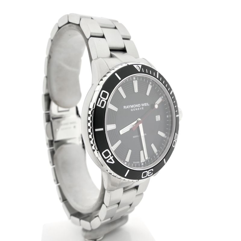 Image 3 of Raymond Weil Tango 8260-ST1-20001; Men's watch