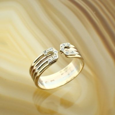 Image 2 of Tricolor gold ring with diamonds 0.05 ct.