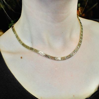 Gold meander necklace | 45.5 cm Image 2 of Gold meander necklace | 45.5 cm
