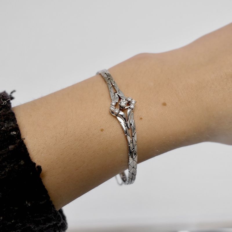 Image 11 of White gold cobra link bracelet with diamonds