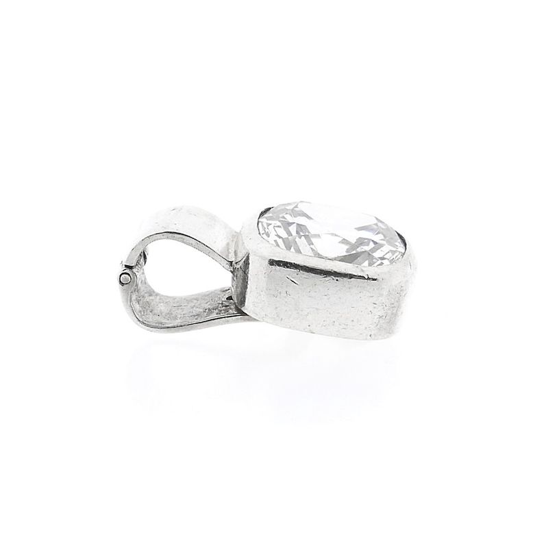 Image 9 of Silver pendant with zirconia