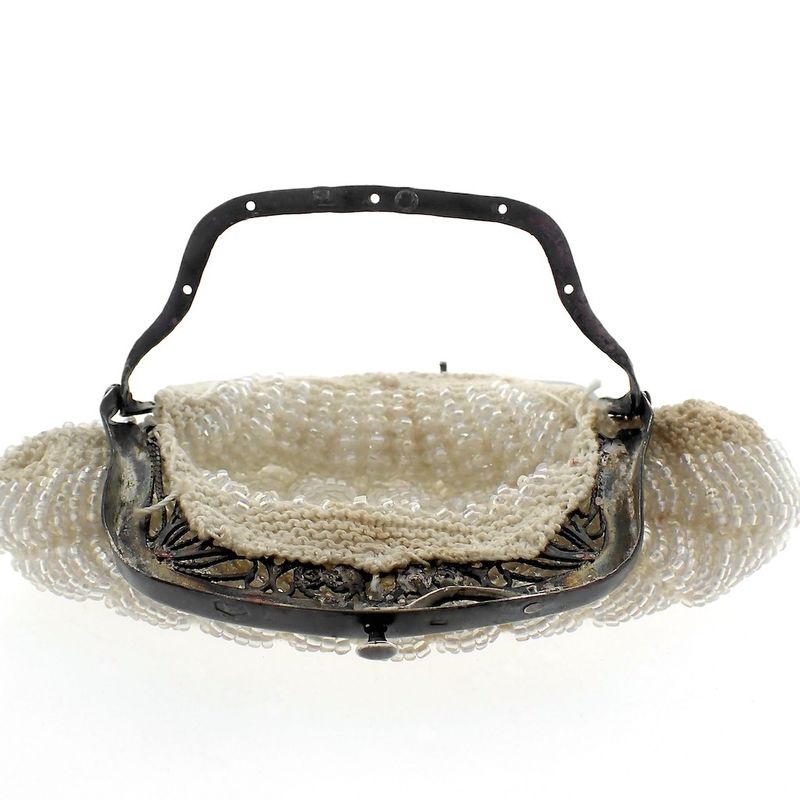 Image 5 of Antique purse with silver handle and glass beads | 19th century