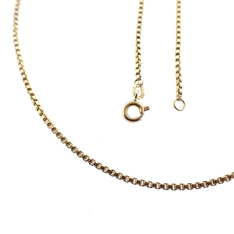 Image 3 of Golden Venetian link chain