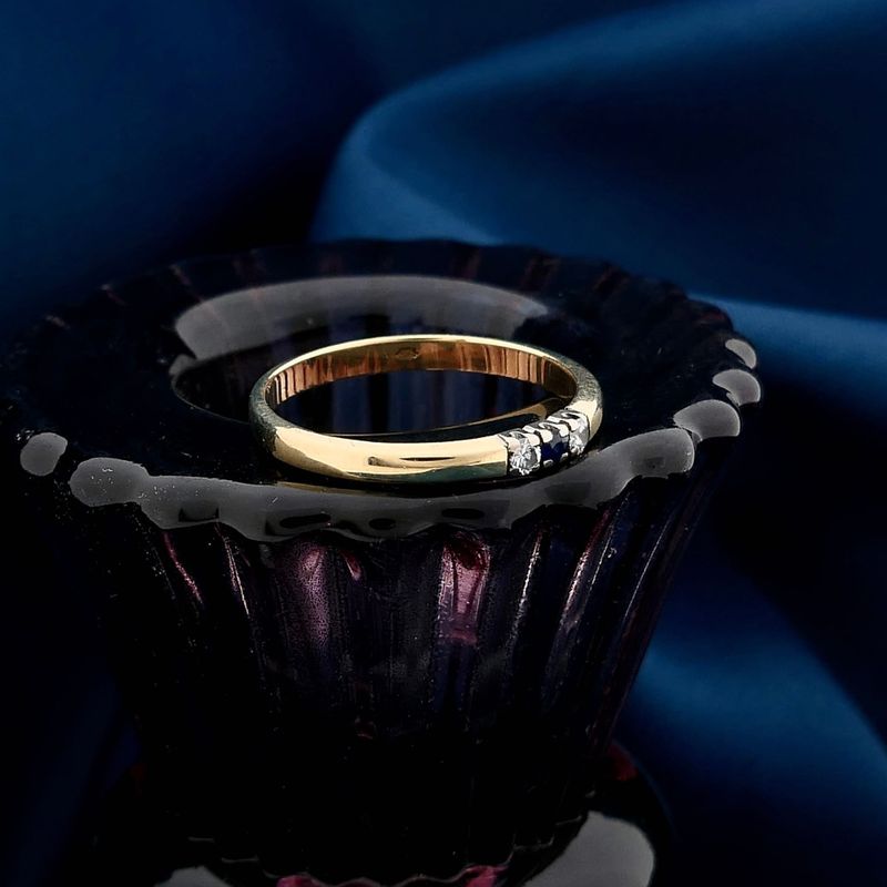 Image 2 of Gold Ring with Sapphire & Diamond; 0.06 ct; 14 Karat; Size 17.5