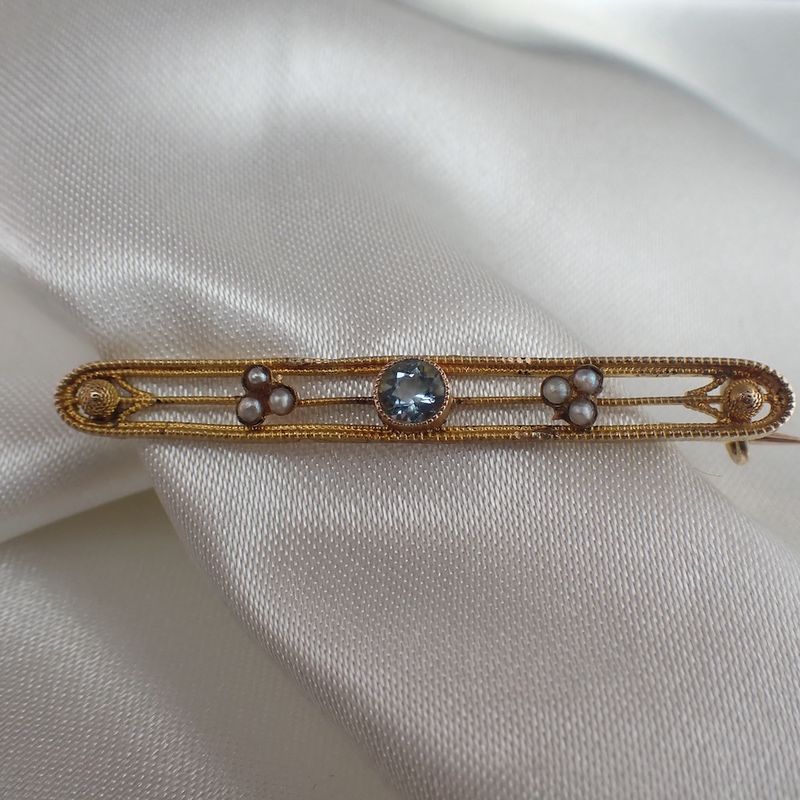Image 3 of Antique gold brooch with aquamarine and pearls | Victorian