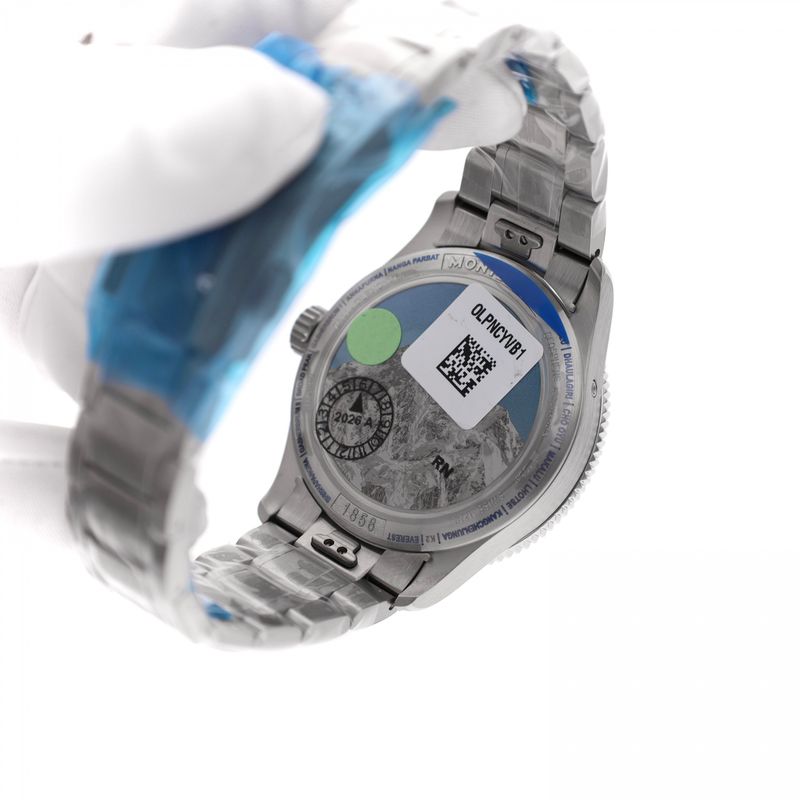 Image 8 of Montblanc 1858 Geosphere 0 Oxygen 'The 8000' MB130982; Automatic Watch