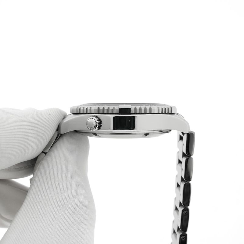 Image 6 of TAG Heuer Aquaracer Caliber 5 WAK2110; Automatic men's watch