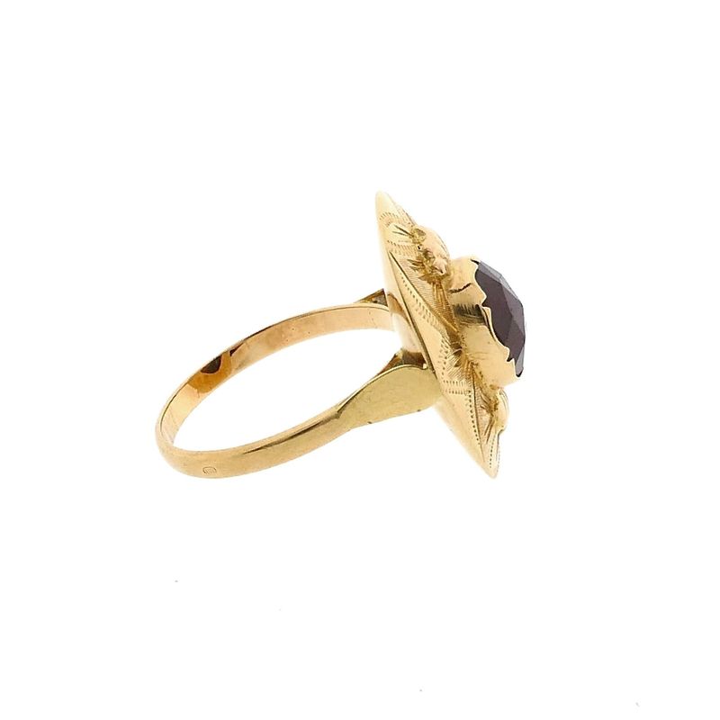 Image 5 of Vintage Gold Ring with Garnet