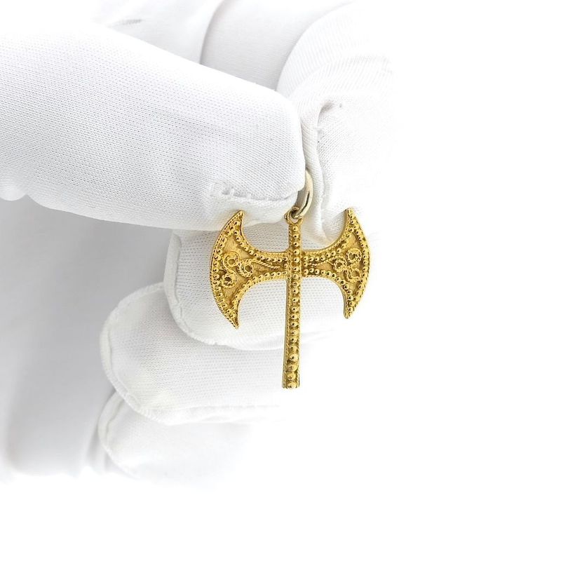 Image 10 of Golden pendant of a labrys