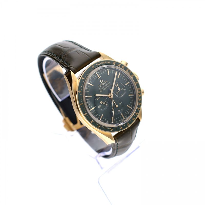 Image 2 of Omega Speedmaster Professional Moonwatch; 18ct. Moonshine Gold