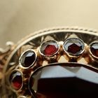 Image 4 of Antique gold brooch with garnet