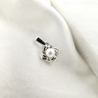 Image 2 of White gold pendant with pearl