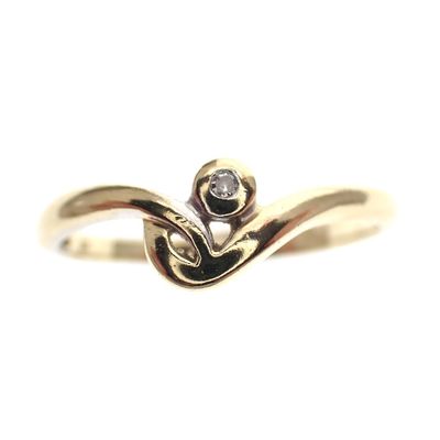 Image 2 of Gold ring with diamond; 0.005 ct.