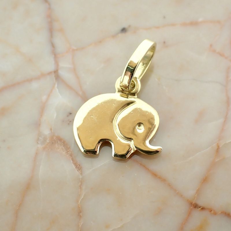 Image 2 of 18 carat gold elephant pendant