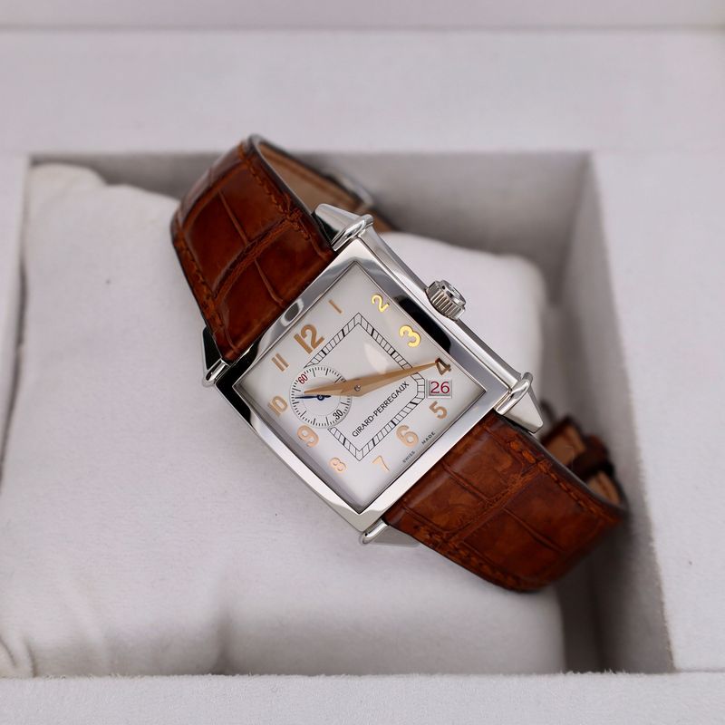 Image 16 of Girard Perregaux 'Vintage 1945' Ref. 25815 Automatic Men's Watch