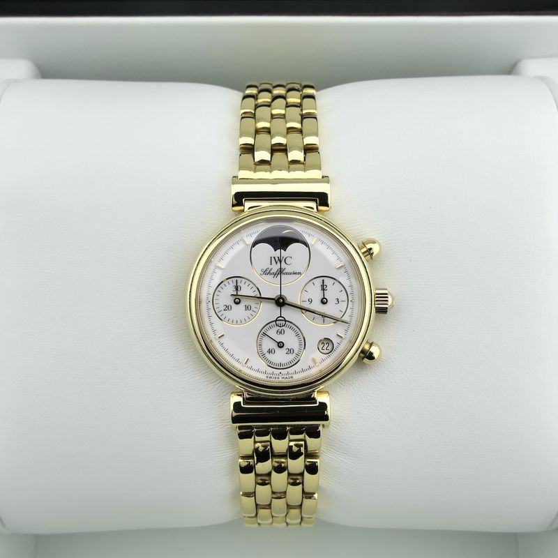 Image 19 of IWC Da Vinci Chronograph IW3735; 18k gold ladies' watch with moon phase