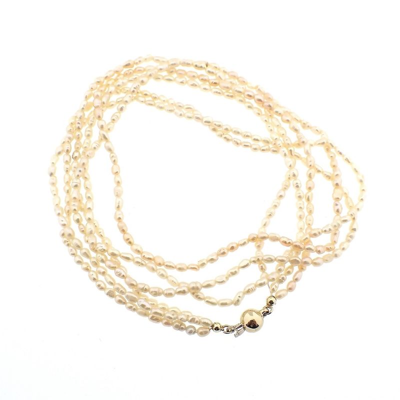 Image 10 of Pearl necklace with gold clasp.