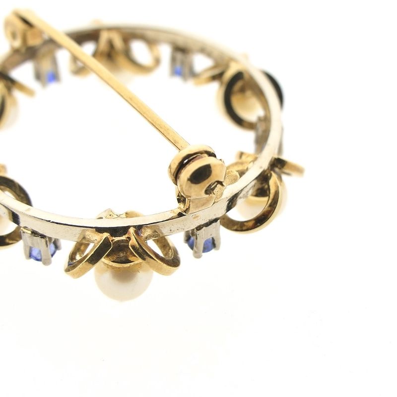 Image 7 of Vintage gold brooch with sapphire and pearls