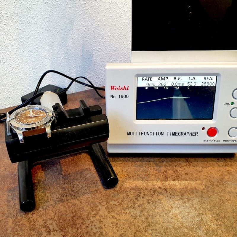 Image 11 of Breitling Colt Automatic; Men's watch