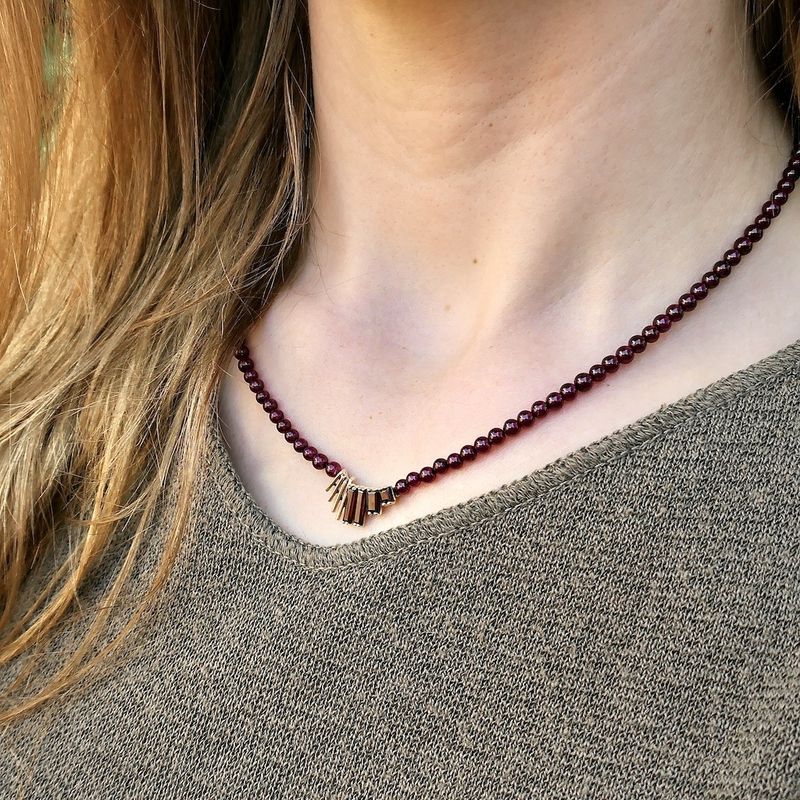 Image 8 of Glass bead necklace with gold pendant