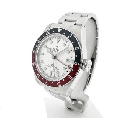 Tudor Black Bay GMT 'Opaline' M79830RB; Automatic men's watch Image 2 of Tudor Black Bay GMT 'Opaline' M79830RB; Automatic men's watch