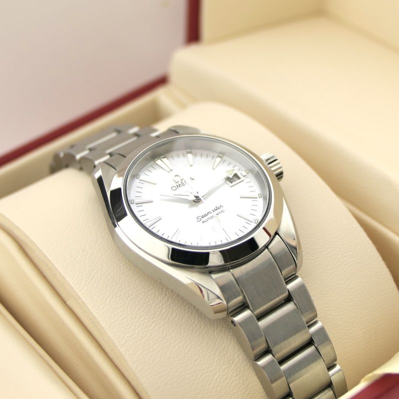 Image 19 of Omega Seamaster Aqua Terra 150M 2573.70.00; Automatic women's watch