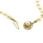 Image 5 of Vintage pearl necklace with gold clasp