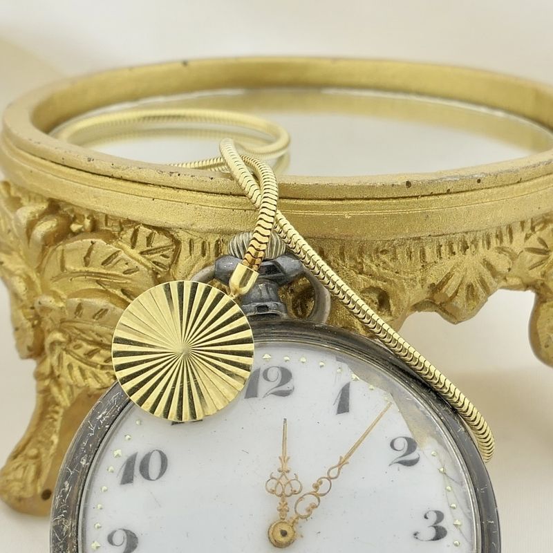 Image 8 of Gold pocket watch chain (for a pocket watch); 26 cm