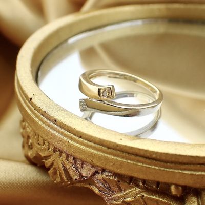 Image 2 of Two-tone gold ring with diamonds; Toi et moi