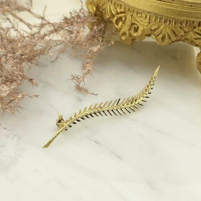Image 2 of Vintage gold brooch of a feather