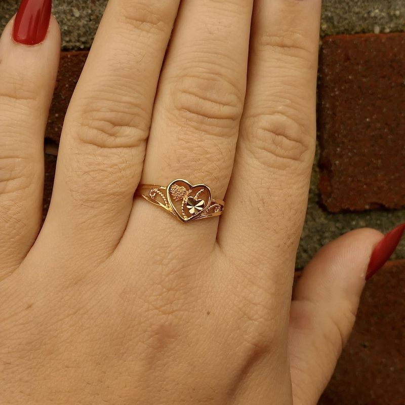 Image 11 of 21 carat gold ring with hearts