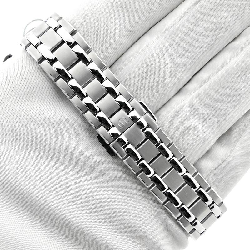 Image 7 of Maurice Lacroix AIKON AI1006-SS002-170-1; Women's watch with mother-of-pearl dial and diamonds