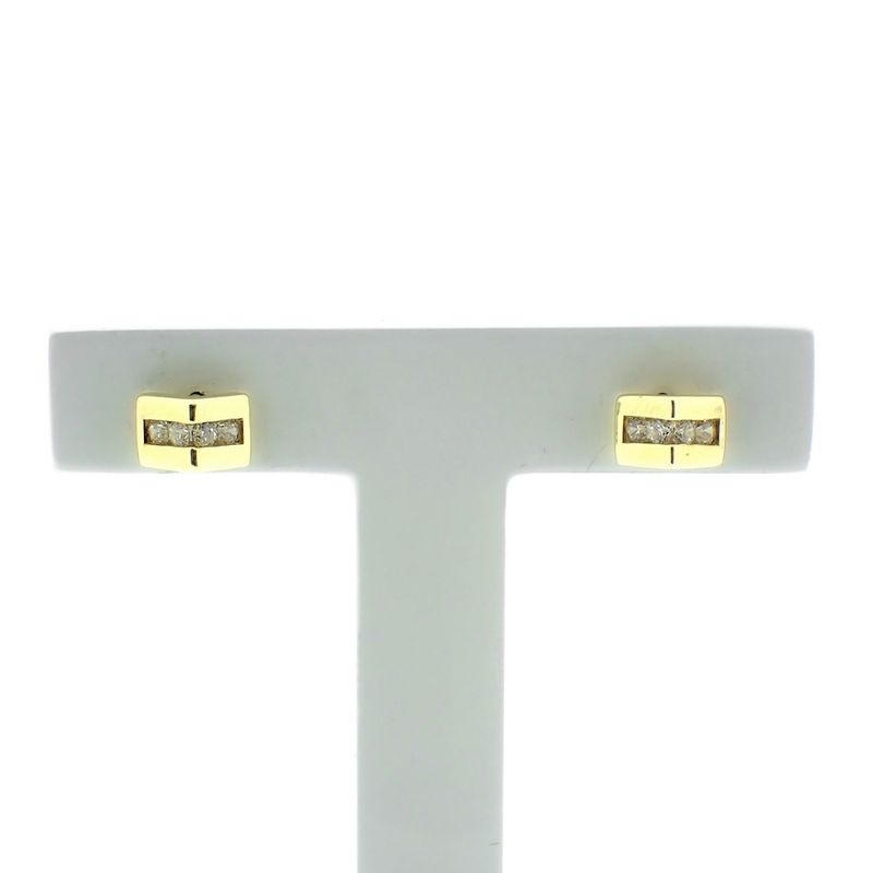 Image 5 of Gold stud earrings with zirconia