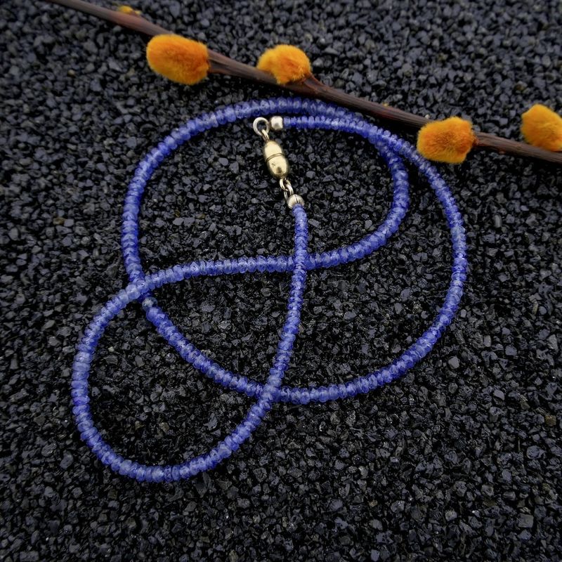 Image 2 of 9 carat sapphire bead necklace | 45 cm